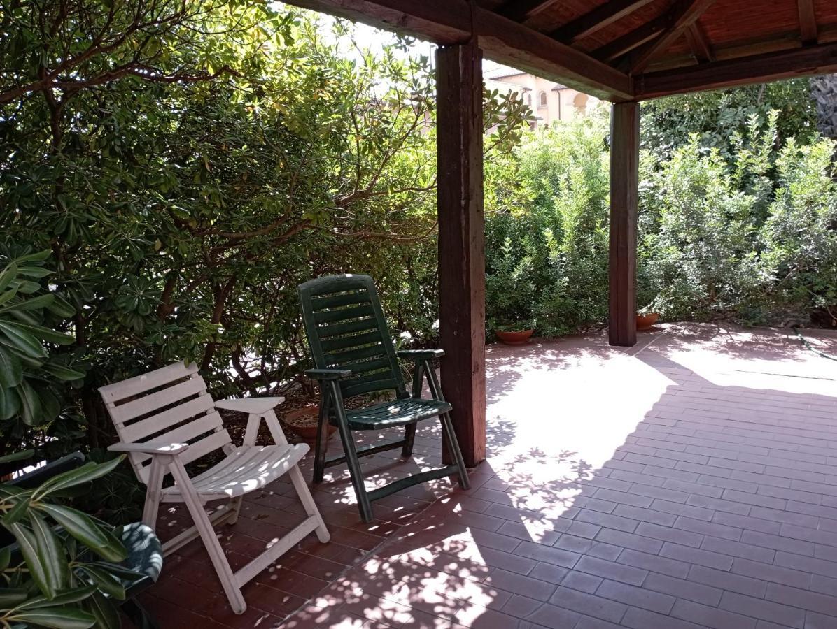 Domus Garden Bed & Breakfast ออลเบีย ภายนอก รูปภาพ