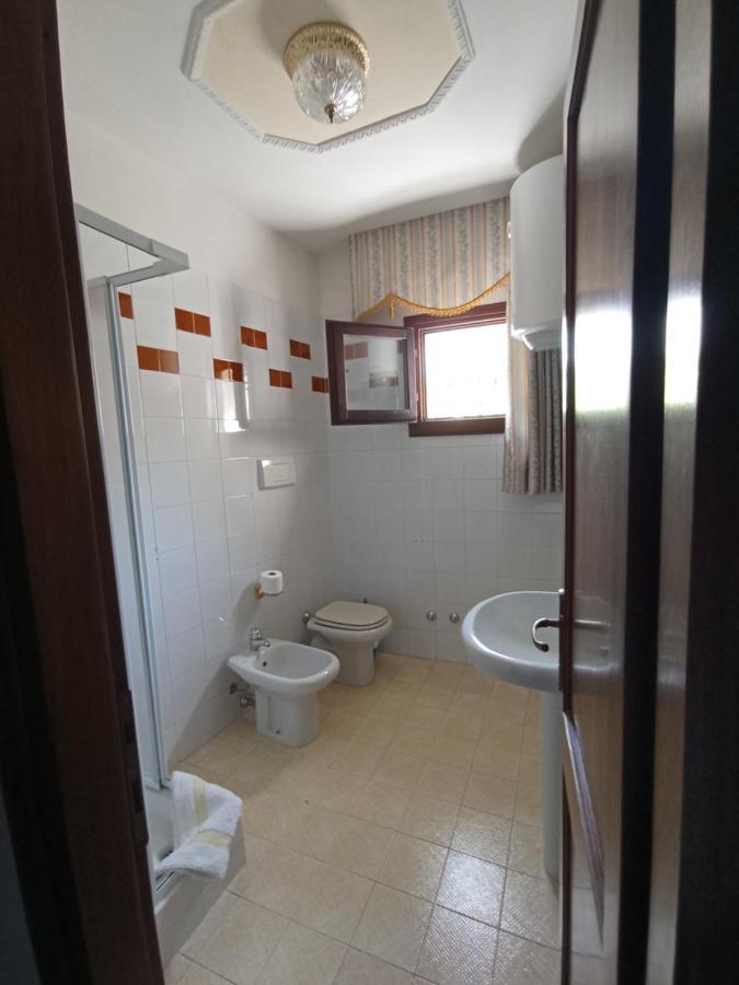 Domus Garden Bed & Breakfast ออลเบีย ภายนอก รูปภาพ