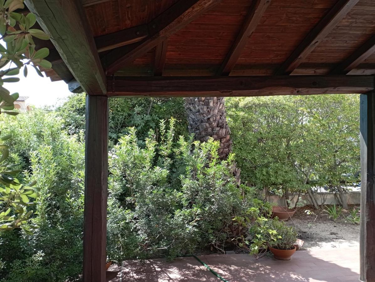 Domus Garden Bed & Breakfast ออลเบีย ภายนอก รูปภาพ